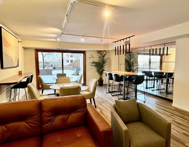 66 9th Street E 1913, Saint Paul, MN 55101