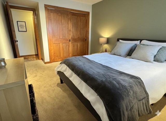 66 9th Street E 1913, Saint Paul, MN 55101