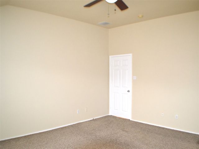 1013 Clear Creek Drive, Mesquite, TX 75181