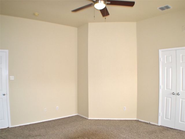1013 Clear Creek Drive, Mesquite, TX 75181