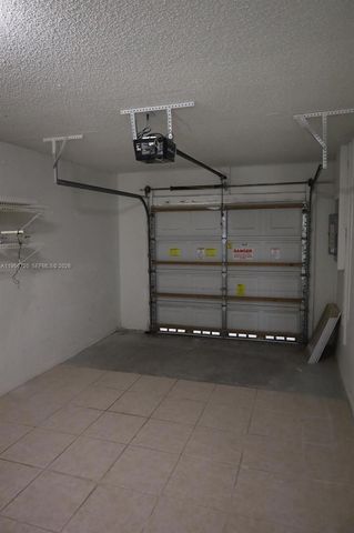 5240 NW 102nd Ct 5240, Doral, FL 33178