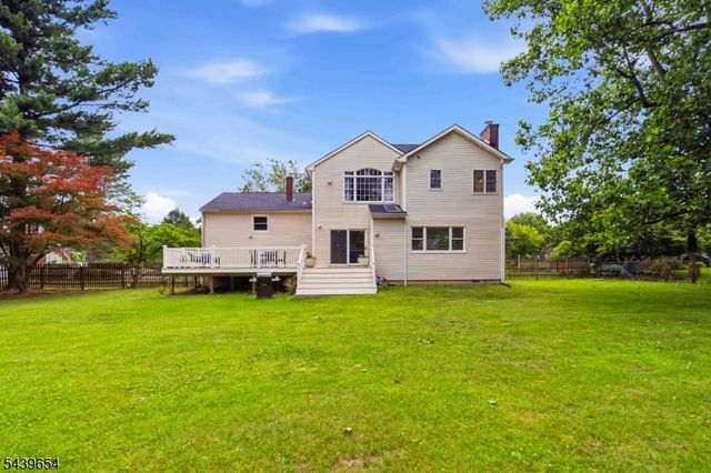 46 Circle Rd, Florham Park Boro, NJ 07932