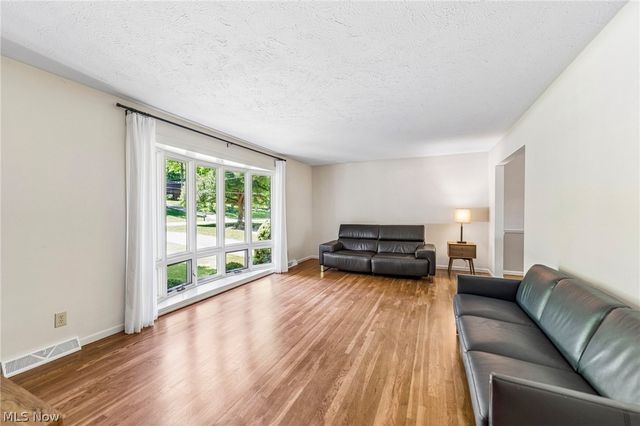 865 Old Spring Road, Copley, OH 44321