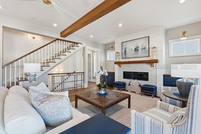 7 Post Mill Rd, Hilton Head Island, SC 29926