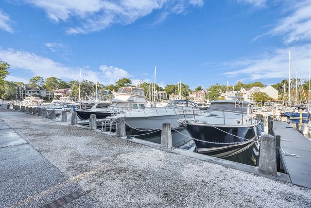 7 Post Mill Rd, Hilton Head Island, SC 29926