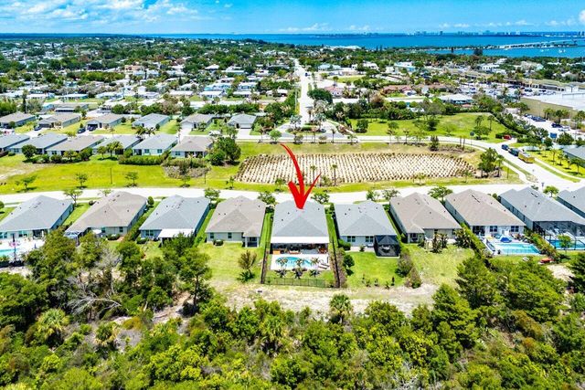 1614 NE White Pine Terrace, Ocean Breeze, FL 34957