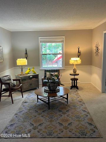 1209 W Highland Avenue, Kinston, NC 28501