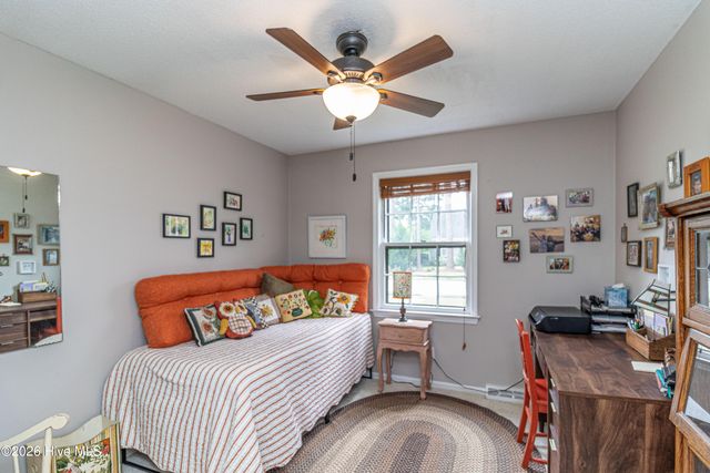 1209 W Highland Avenue, Kinston, NC 28501