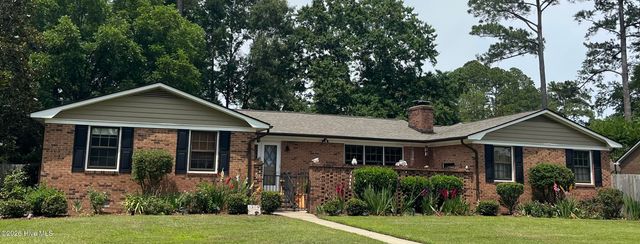 1209 W Highland Avenue, Kinston, NC 28501