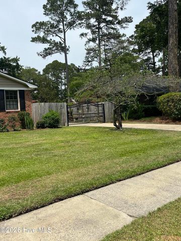 1209 W Highland Avenue, Kinston, NC 28501