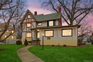 25 Midland Avenue, White Plains, NY 10606