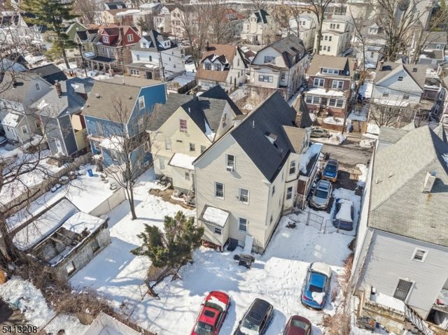 194 Smith St, Newark City, NJ 07106