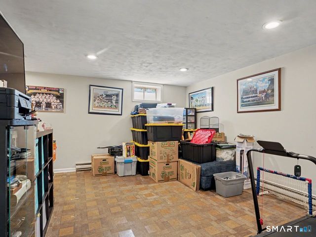 16 Donna Drive 1, Norwalk, CT 06854
