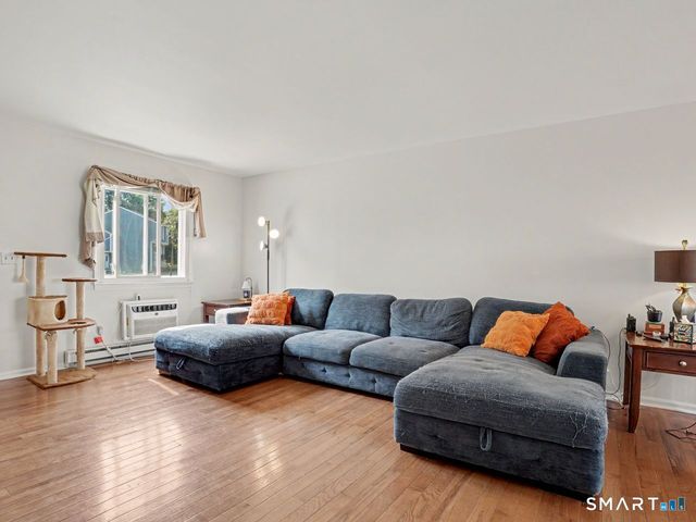 16 Donna Drive 1, Norwalk, CT 06854