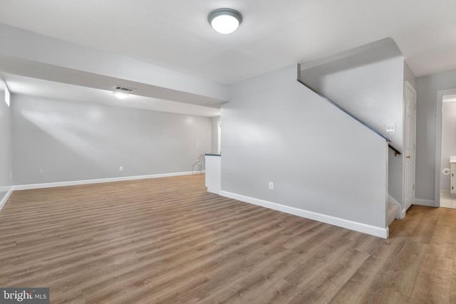 20915 CHIPPOAKS FOREST CIR, Sterling, VA 20165
