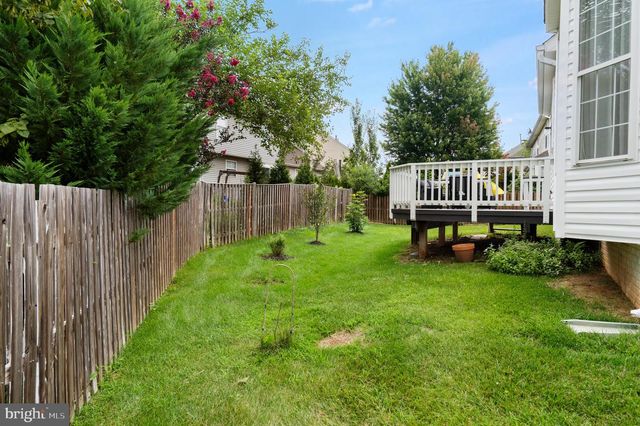 20915 CHIPPOAKS FOREST CIR, Sterling, VA 20165