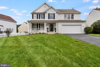 20915 CHIPPOAKS FOREST CIR, Sterling, VA 20165