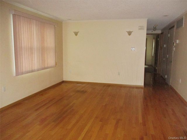 5131 Village Circle E, Manorville, NY 11949