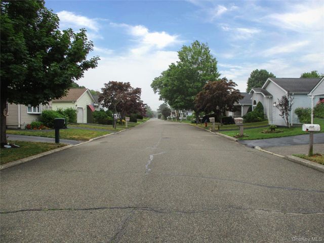5131 Village Circle E, Manorville, NY 11949