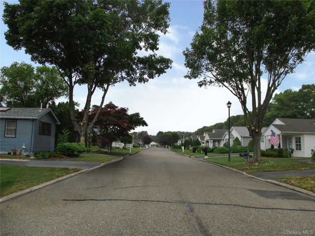 5131 Village Circle E, Manorville, NY 11949