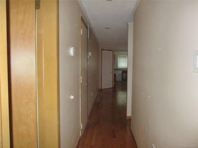 5131 Village Circle E, Manorville, NY 11949