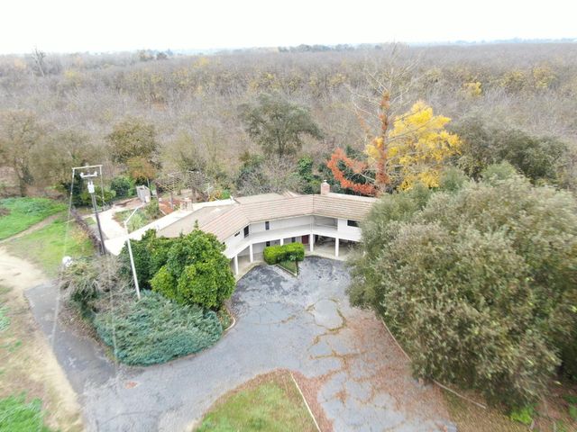 20800 Eliott Rd, Lockeford, CA 95237