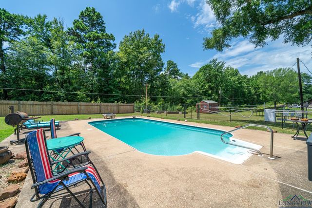 267 Mill Creek Rd, Longview, TX 75605