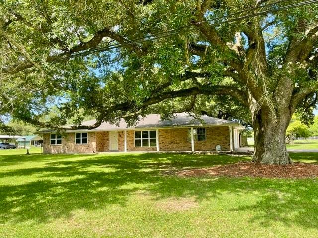 206 Back Project Road, Schriever, LA 70395