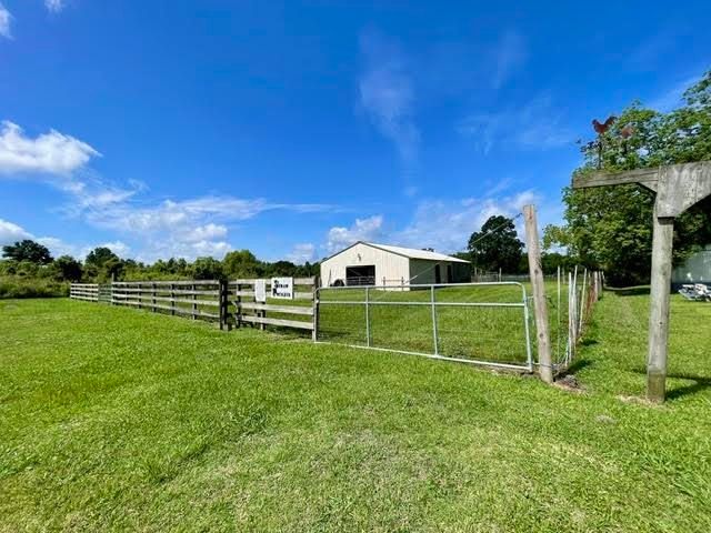 206 Back Project Road, Schriever, LA 70395