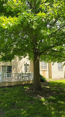 4205 Alex Drive, Crystal Lake, IL 60012