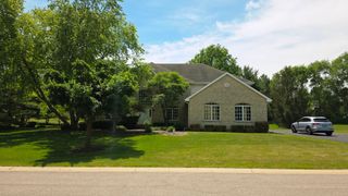 4205 Alex Drive, Crystal Lake, IL 60012