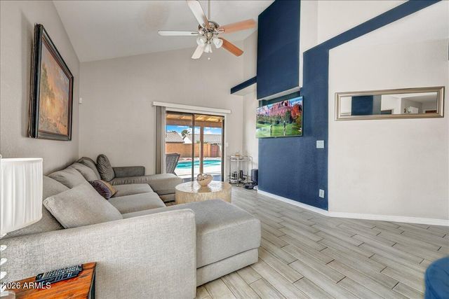 843 E AUDREY Lane, Phoenix, AZ 85022
