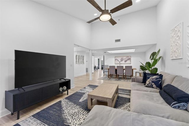 2155 HARBOURSIDE DRIVE 804, Longboat Key, FL 34228