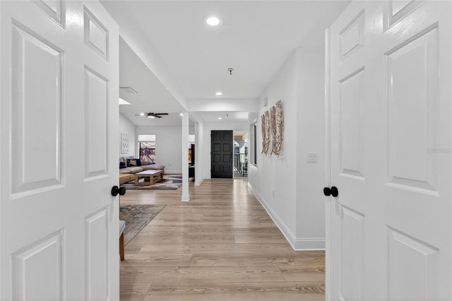 2155 HARBOURSIDE DRIVE 804, Longboat Key, FL 34228