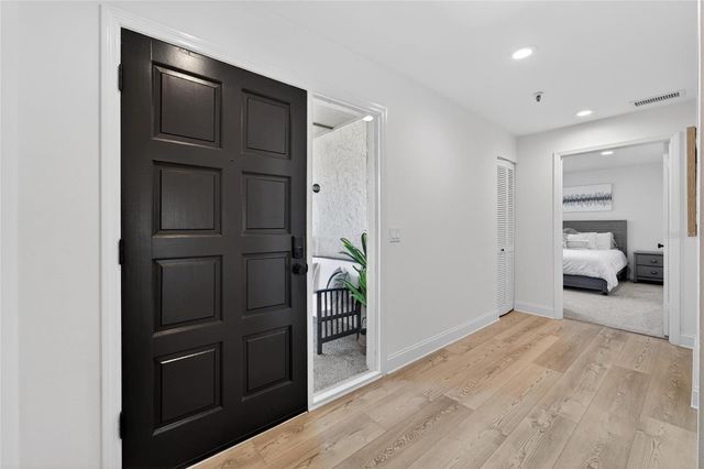 2155 HARBOURSIDE DRIVE 804, Longboat Key, FL 34228