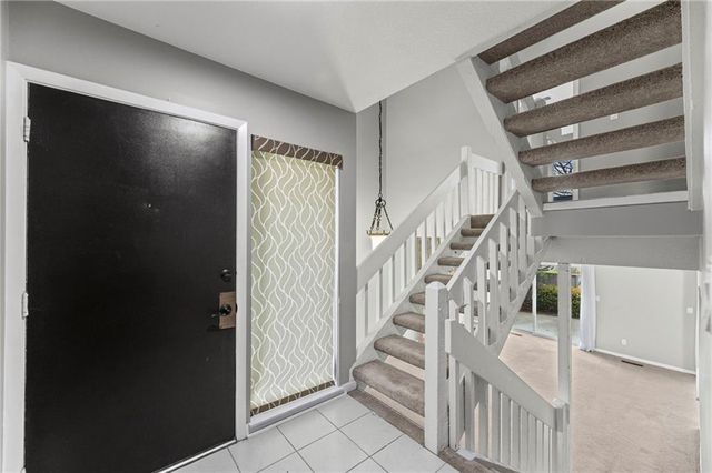 8058 Colony Lane, Lenexa, KS 66215