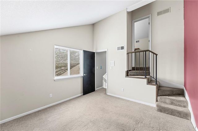 8058 Colony Lane, Lenexa, KS 66215