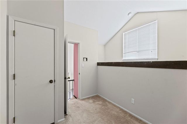 8058 Colony Lane, Lenexa, KS 66215