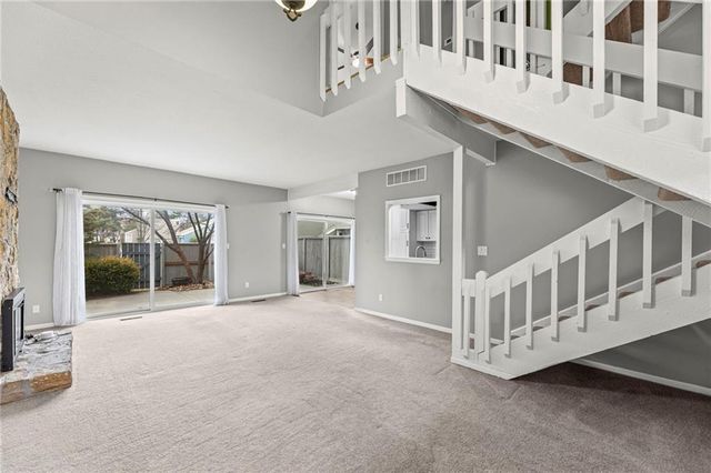 8058 Colony Lane, Lenexa, KS 66215