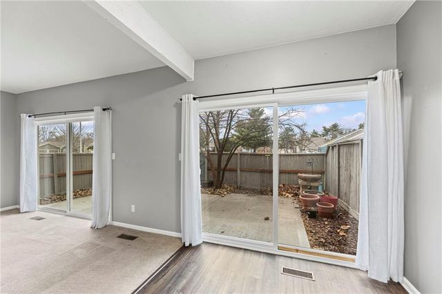 8058 Colony Lane, Lenexa, KS 66215