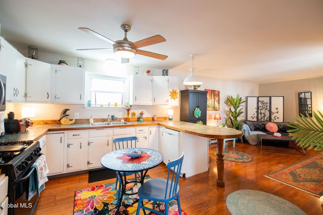 13 Moon Street, Fort Edward, NY 12828