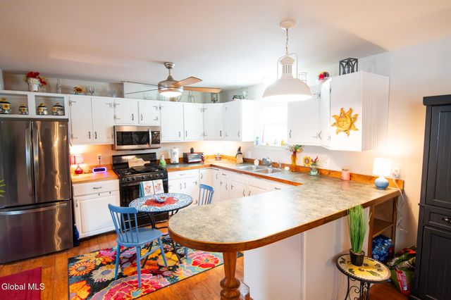 13 Moon Street, Fort Edward, NY 12828