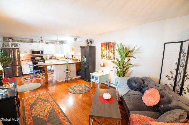 13 Moon Street, Fort Edward, NY 12828