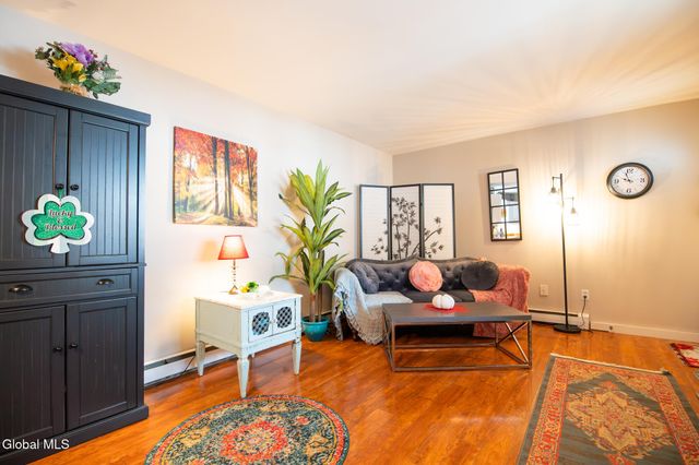 13 Moon Street, Fort Edward, NY 12828