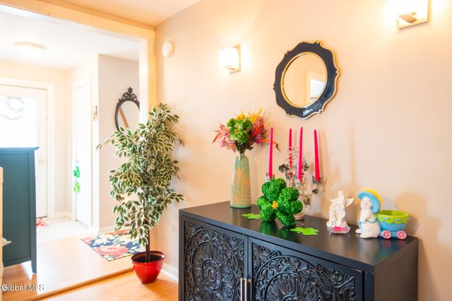 13 Moon Street, Fort Edward, NY 12828