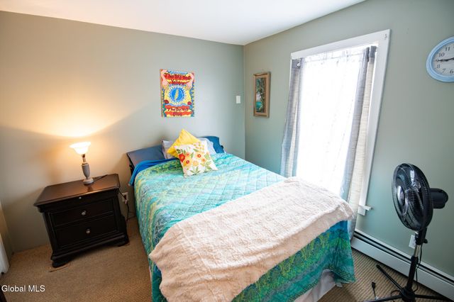 13 Moon Street, Fort Edward, NY 12828