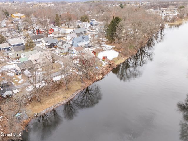 13 Moon Street, Fort Edward, NY 12828