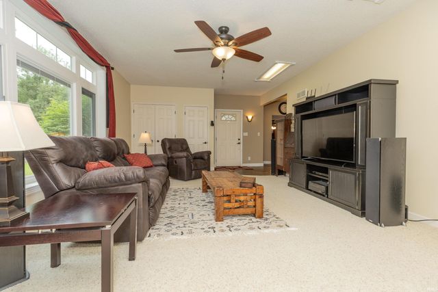 1688 Mt Gilead Road, Boonville, IN 47601