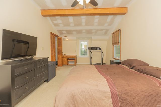 1688 Mt Gilead Road, Boonville, IN 47601