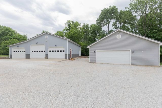 1688 Mt Gilead Road, Boonville, IN 47601